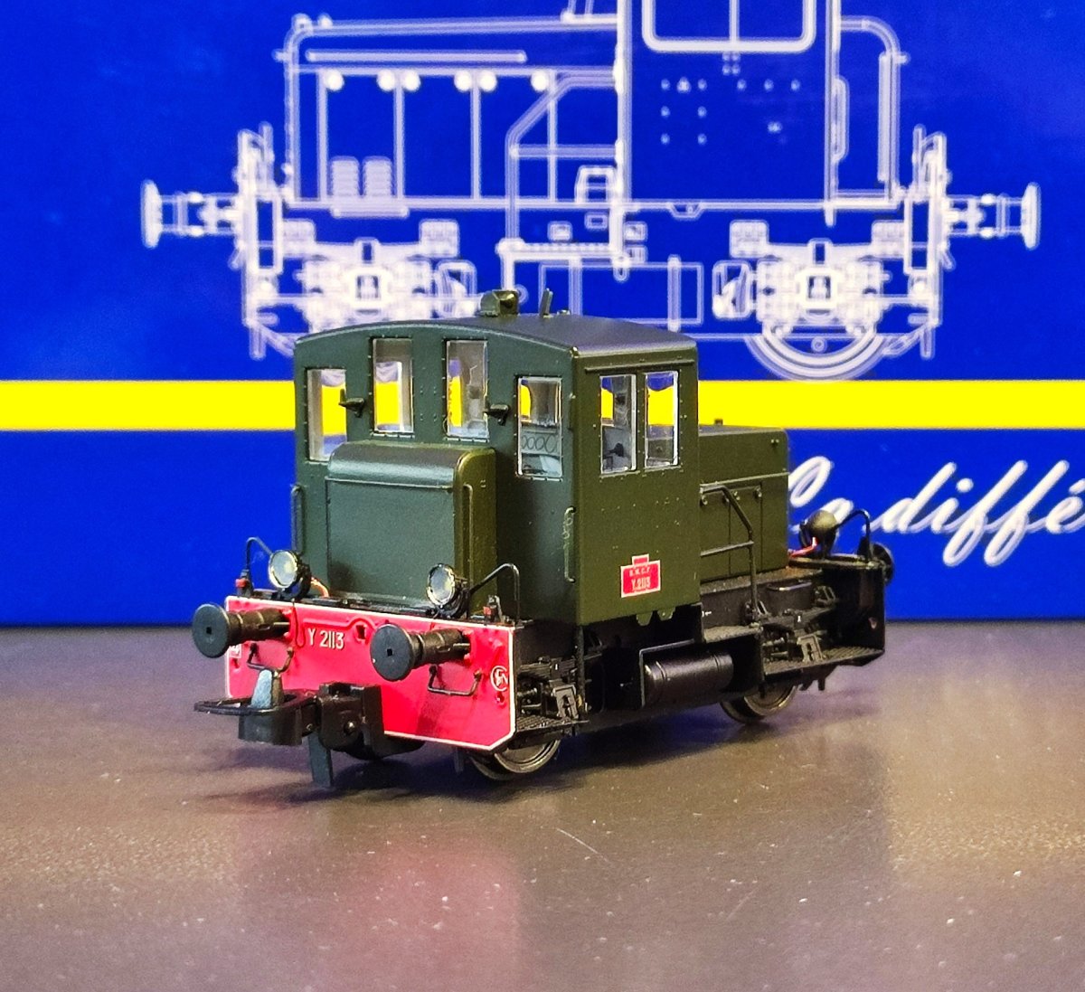 REE MB-144 Locotracteur SNCF Y 2113 – Image 2