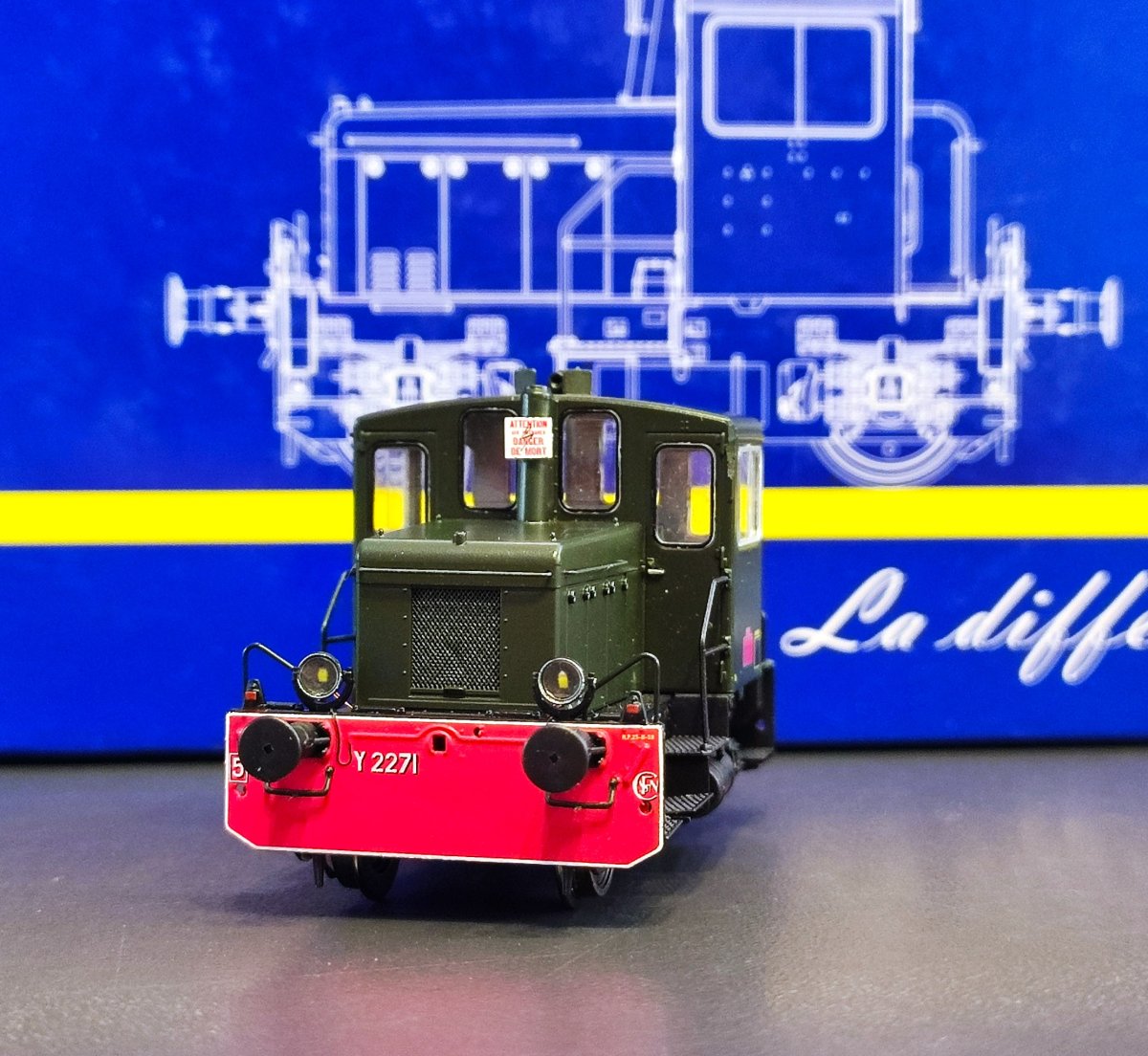 REE MB-222 Locotracteur SNCF Y 2271 – Image 2